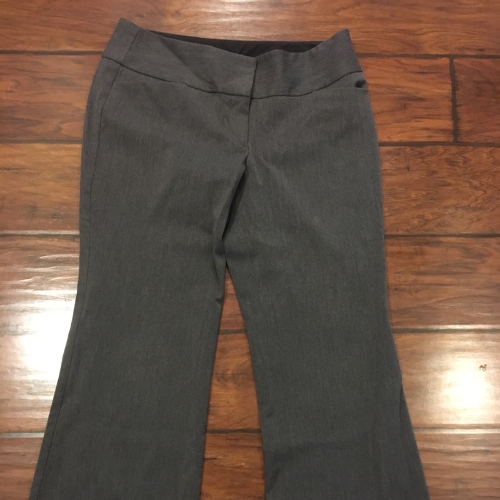 Express Dress Pants size 8 Short wide leg dk gray